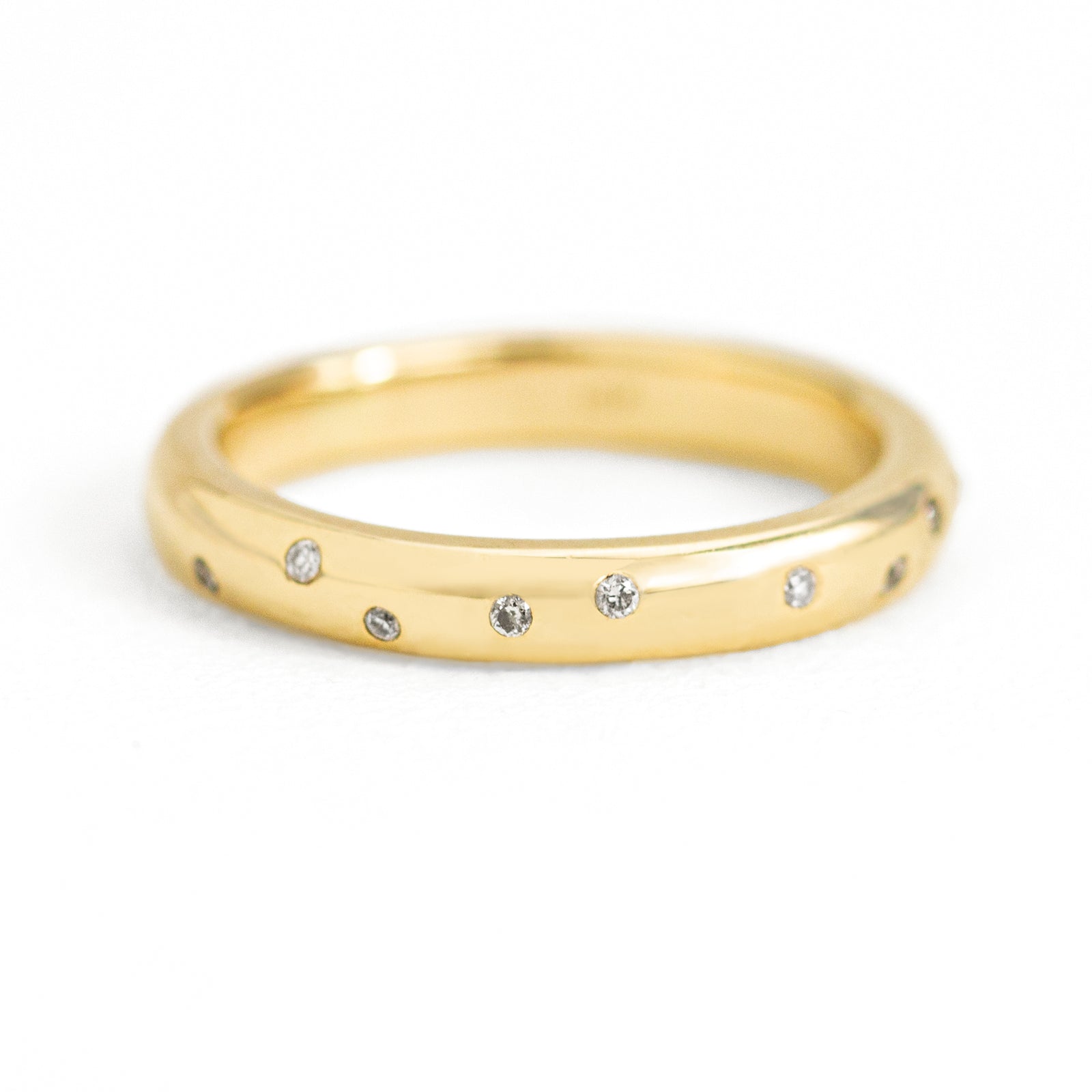 4mm Diamond Band