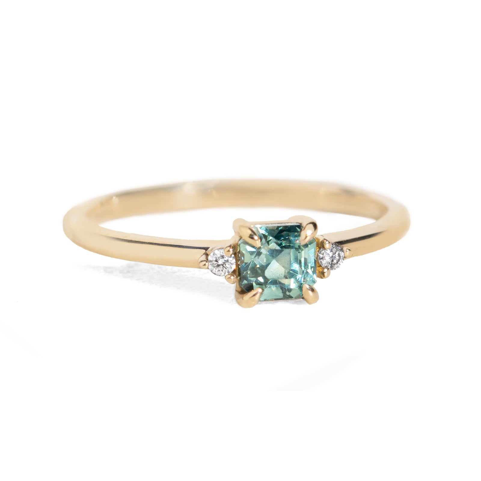 Ella Teal Sapphire Ring