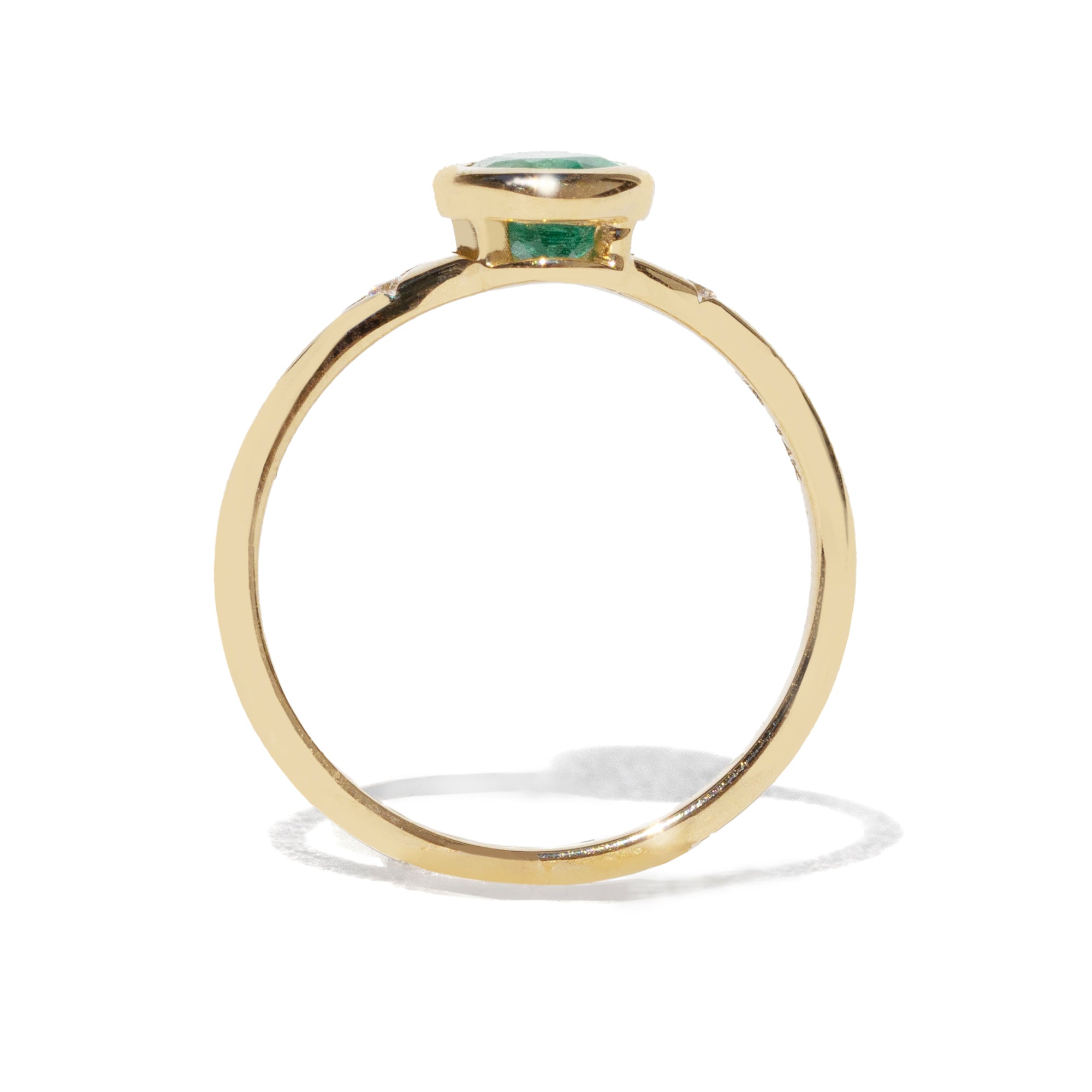 Nova Oval Emerald Ring