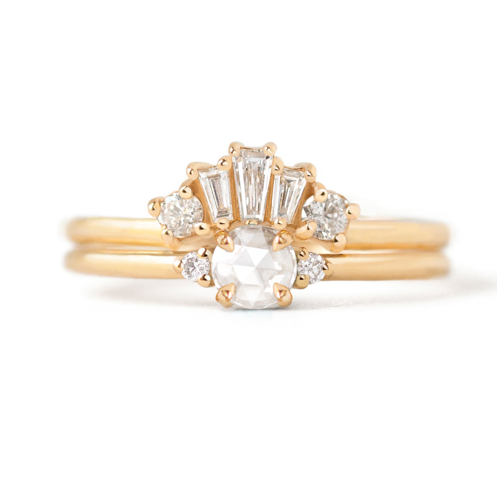 Vera Baguette Diamond Contour Band