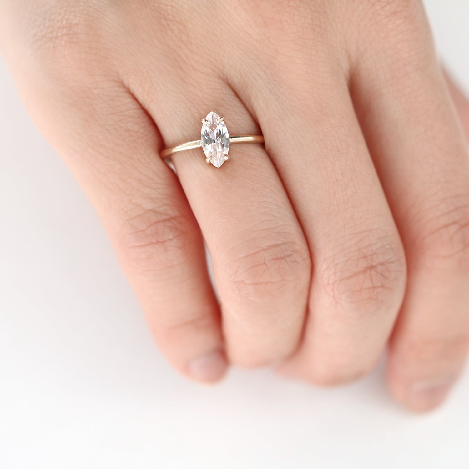 White sapphire wedding rings 60 photos - Vianawedding.com White sapphire wedding rings 60 photos - Vianawedding.com