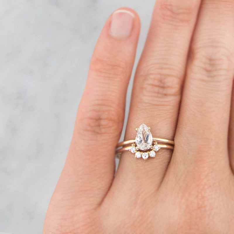 Lab-Grown Diamond Crown Tiara Design Engagement Ring | HX Jewelry